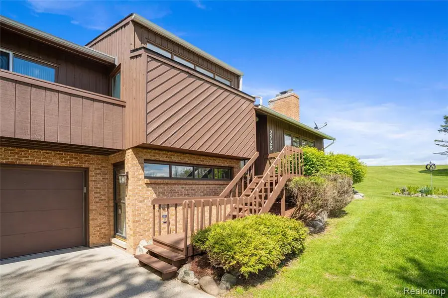 2725 Cooley Lake, Highland, MI 48356 - #3