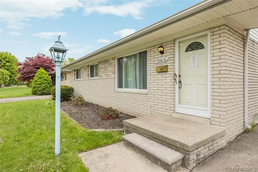 39619 Peters, Canton, MI 48187 - #2