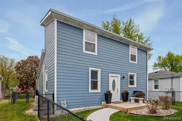9474 Thames, White Lake, MI 48386
