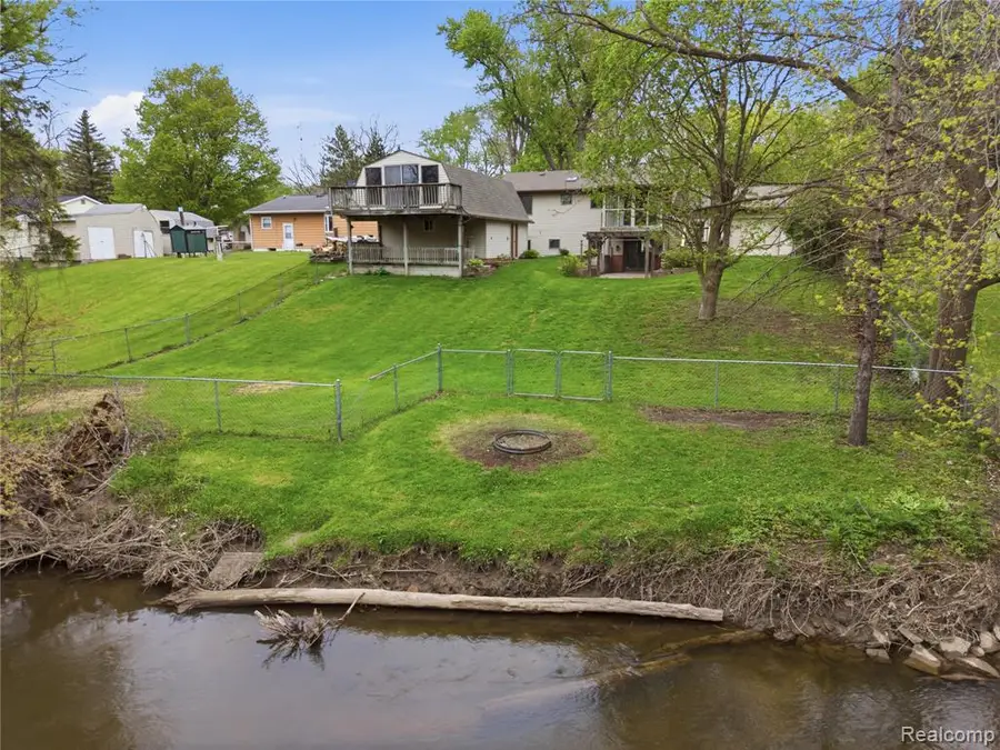 2465 Egelston, Burton, MI 48509 - #2