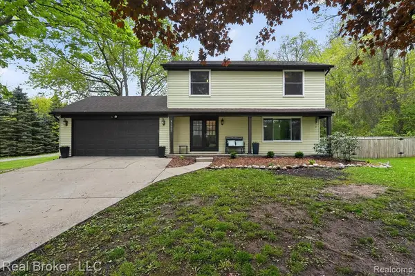 3885 Morgan, Lake Orion, MI 48359