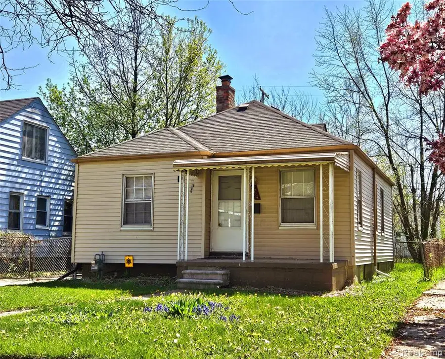 19724 Elkhart, Harper Woods, MI 48225 - #2