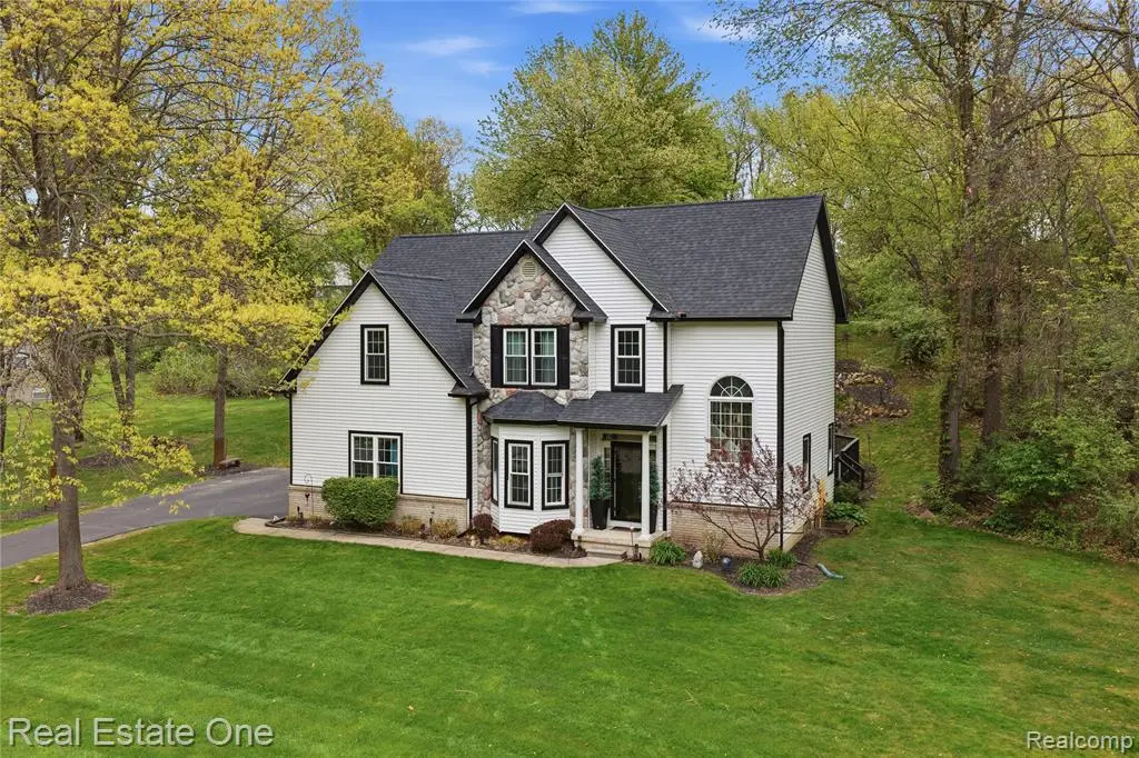 5361 Universe, Howell, MI 48843 - #1