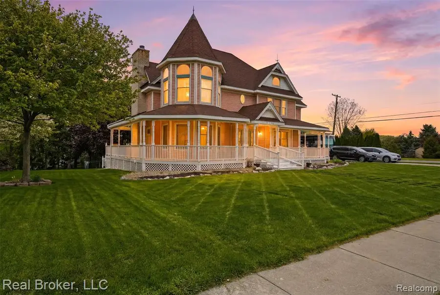 52798 Weathervane, Chesterfield, MI 48047 - #2