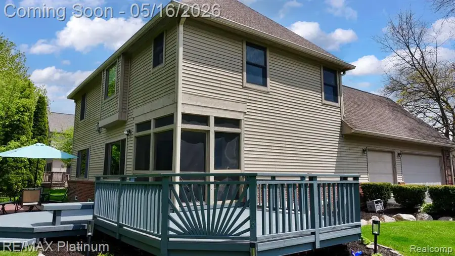 5043 Oak Bluff, Howell, MI 48843 - #3