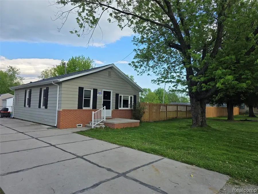 16697 Helen, Southgate, MI 48195 - #3