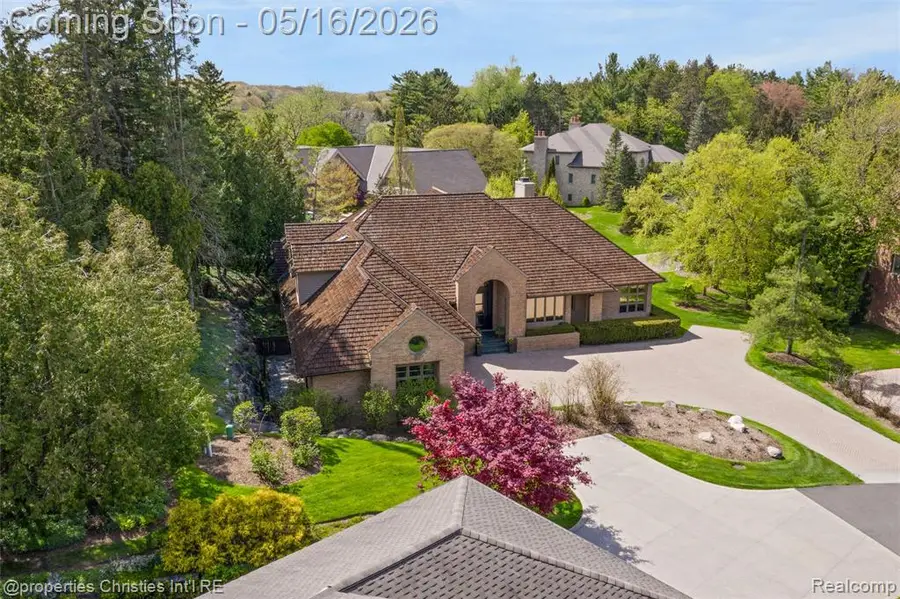 4712 Buckby Cross, Bloomfield, MI 48302 - #3