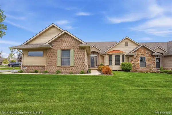 6369 Pasture, Brighton, MI 48116