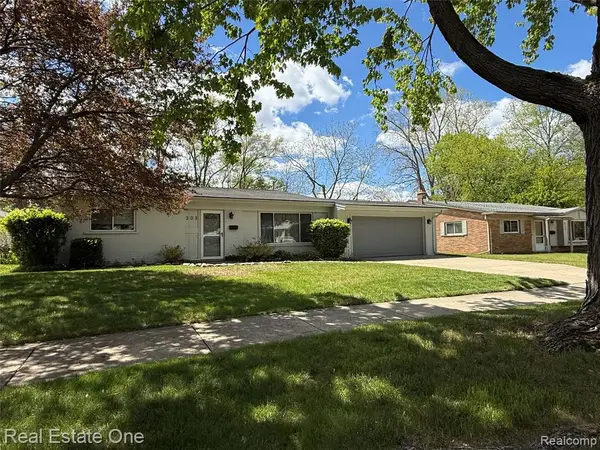 303 N Hill, Rochester, MI 48307