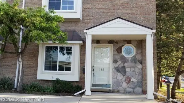185 Coolidge, Birmingham, MI 48009