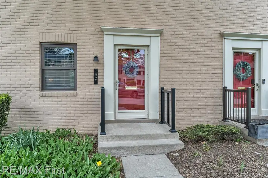 1921 Graefield, Birmingham, MI 48009 - #3