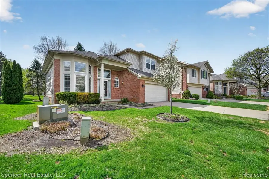3141 Bridlewood, Rochester, MI 48306 - #2