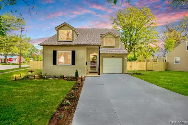 20505 Ridgemont, Harper Woods, MI 48225