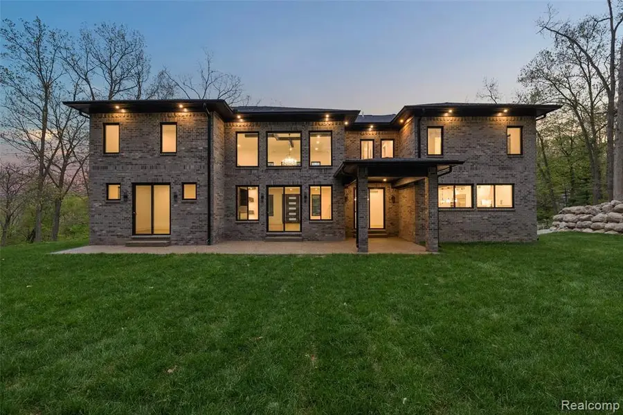 6675 College Park, Clarkston, MI 48346 - #3