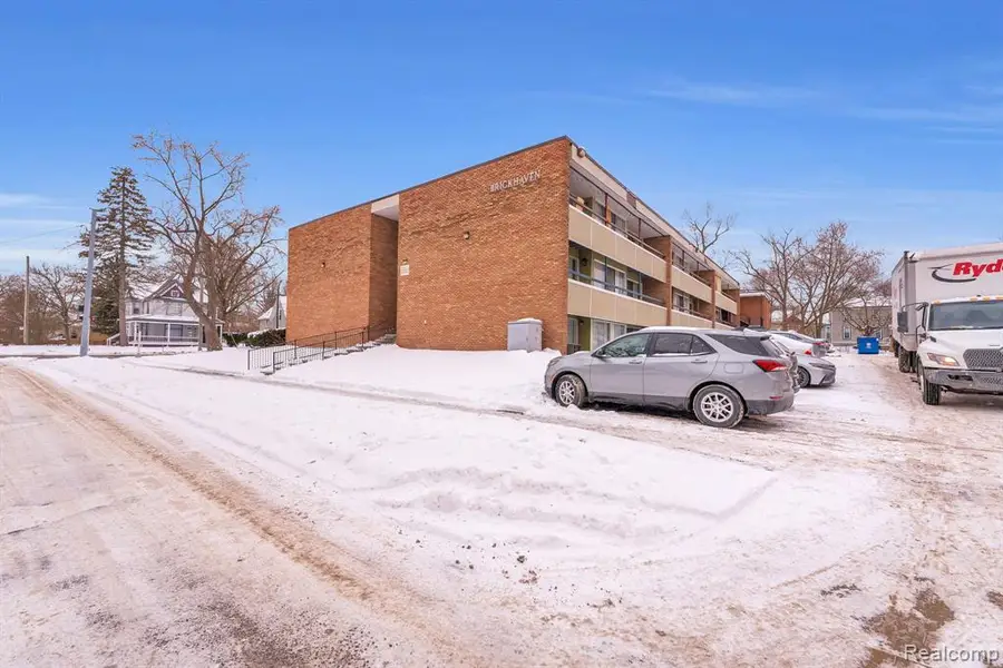 207 Ballard #101, Ypsilanti, MI 48197 - #3