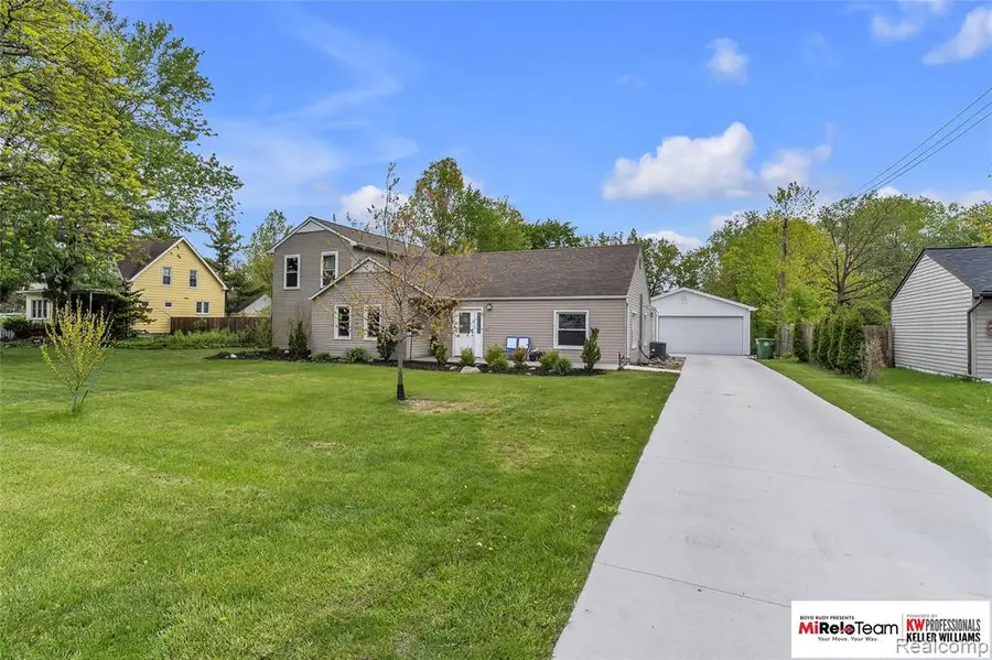 16245 Helen, Southgate, MI 48195 - #2