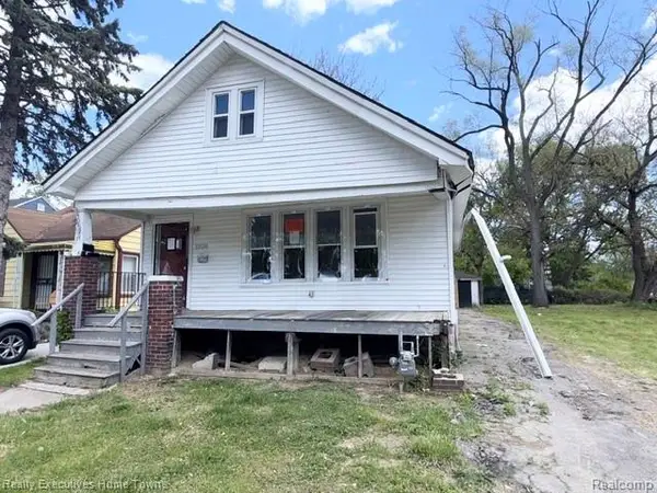 13524 Faust, Detroit, MI 48223