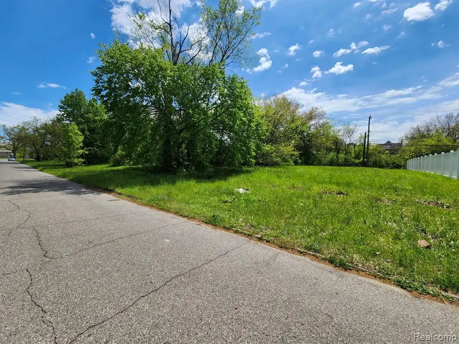 542 Westminster, Detroit, MI 48202 - #2