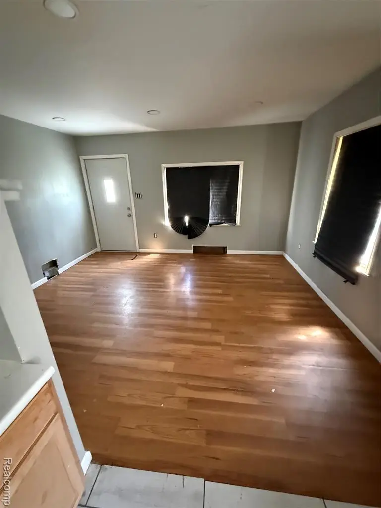 19161 Rosemont, Detroit, MI 48219 - #3