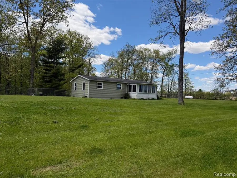 4380 N Blissfield, Britton, MI 49229 - #2
