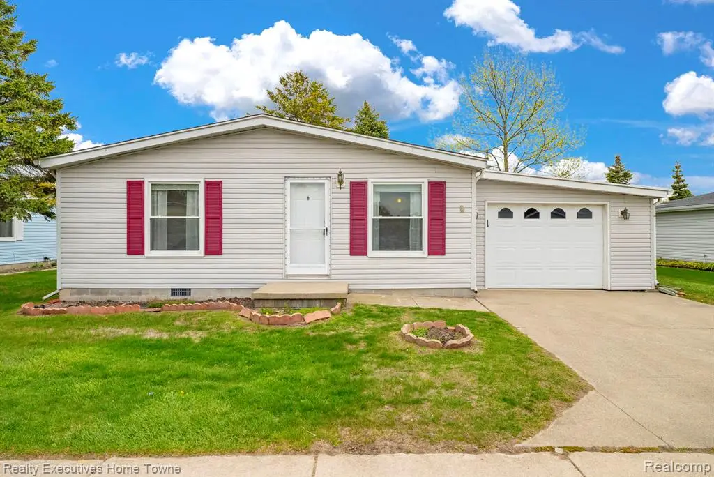 4333 24th, Fort Gratiot, MI 48059 - #1