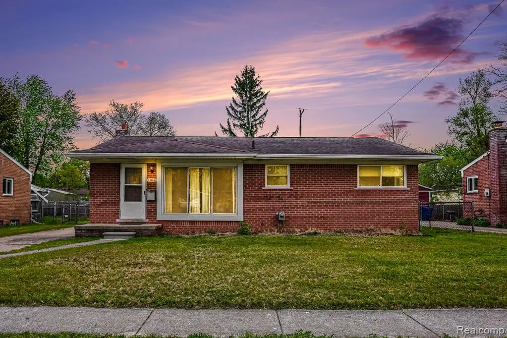 1104 Marion, Holly, MI 48442 - #1