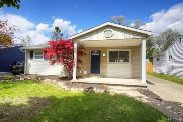1330 Redleaf, Ypsilanti, MI 48198