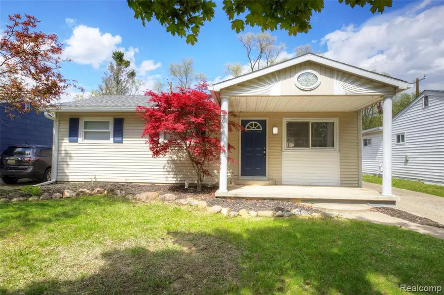 1330 Redleaf, Ypsilanti, MI 48198 - #2