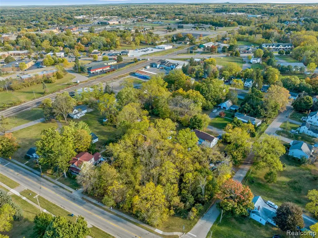 329 Reid Road, Grand Blanc, MI 48439 - #1