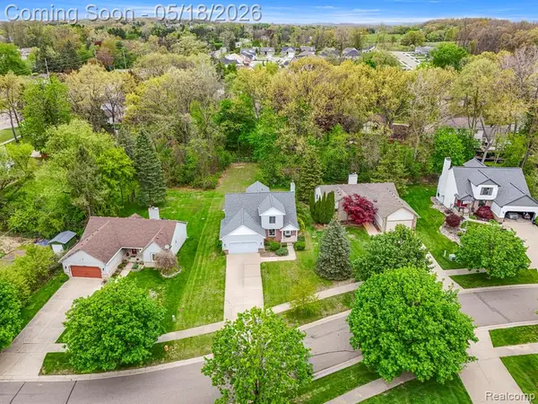 7978 Hoffman, Waterford, MI 48327