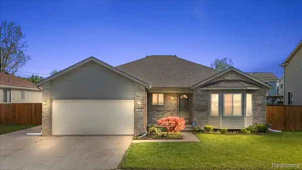 15948 Venice, Clinton Township, MI 48035
