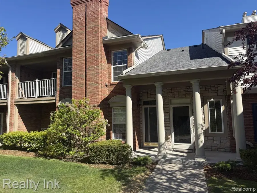3399 Tremonte, Rochester, MI 48306 - #2
