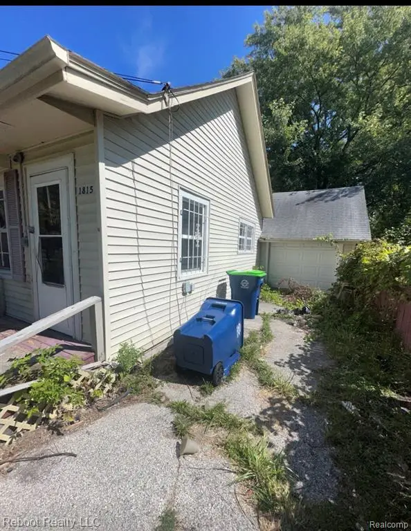 1815 Mack, Saginaw, MI 48601 - #2