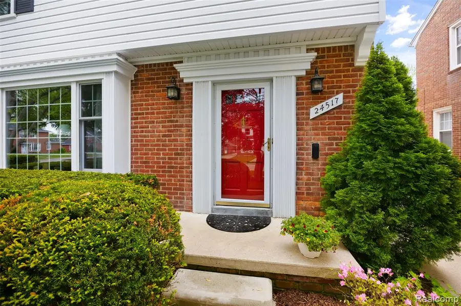 24517 Rockford, Dearborn, MI 48124 - #2