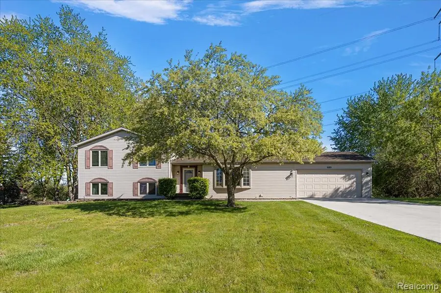 1081 Eagle Nest, Rochester, MI 48306 - #2