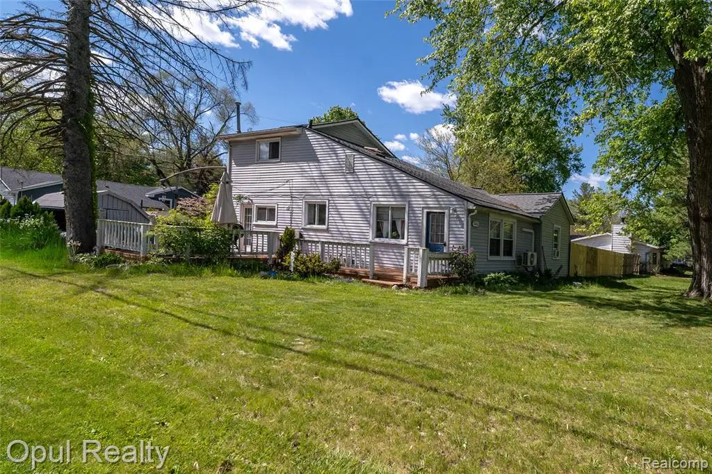 21001 Parker, Farmington, MI 48336 - #1