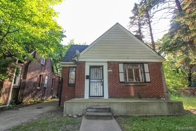 9737 E Lakepointe St., Detroit, MI 48224 - #2
