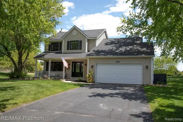 9633 Fairfax, Pinckney, MI 48169