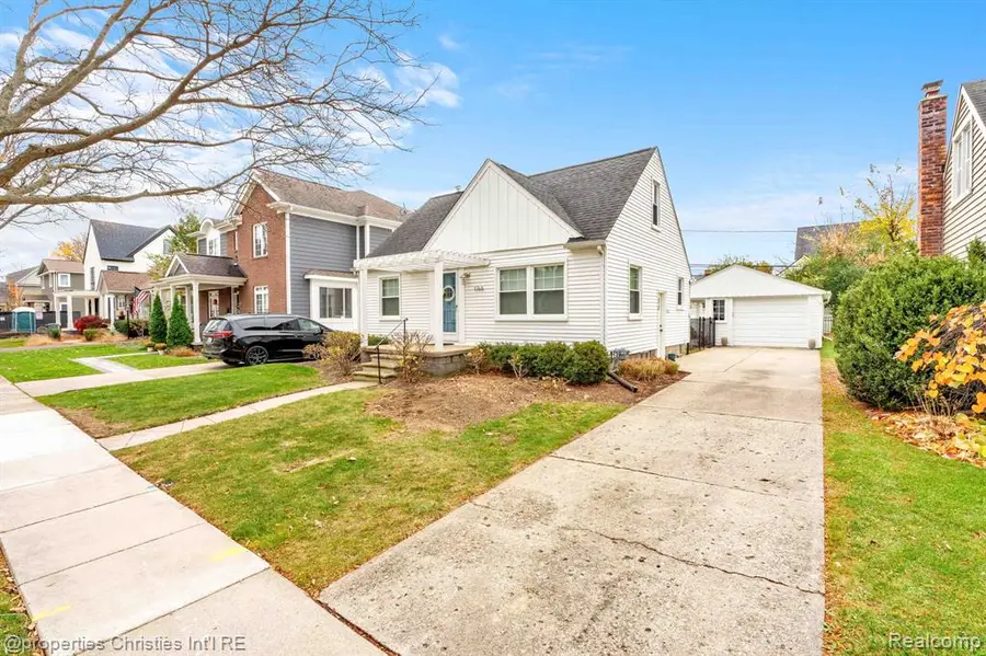 1748 Webster, Birmingham, MI 48009 - #2