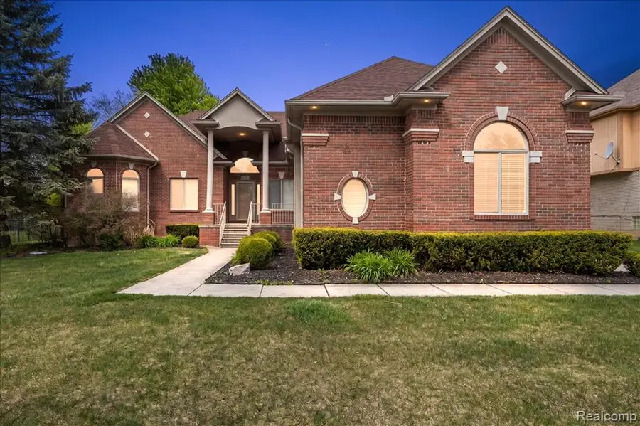 49763 Decker, Shelby, MI 48317 - #2