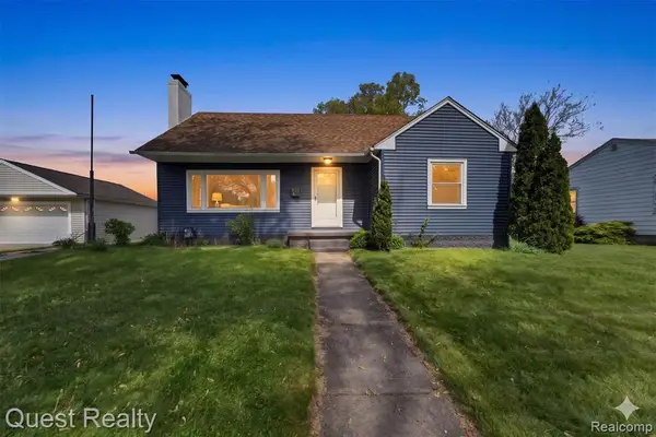 718 Waterloo, Monroe, MI 48161