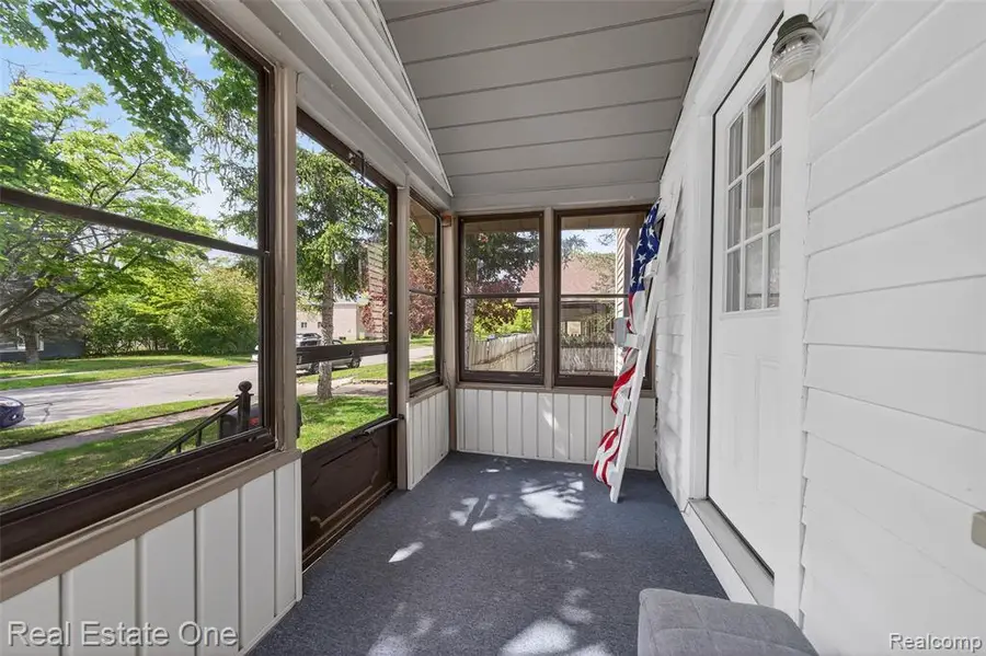 204 N Marias, Clawson, MI 48017 - #3