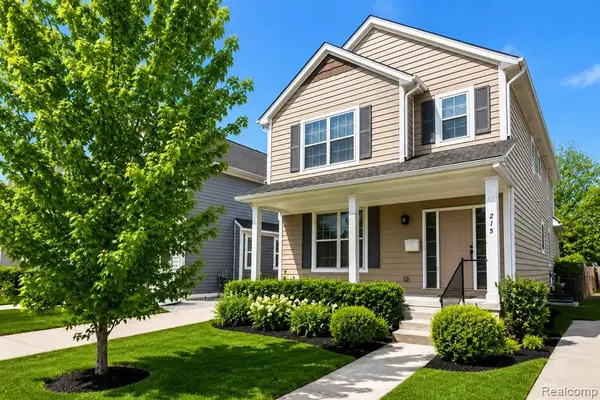 215 La Plaza, Royal Oak, MI 48073
