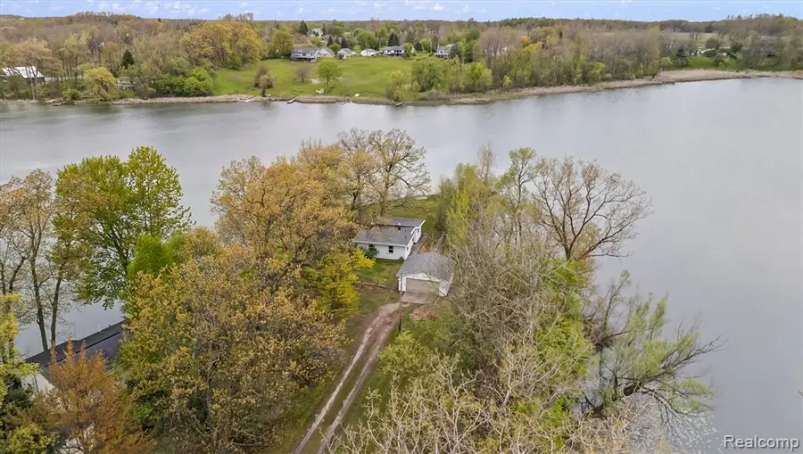 3332 Horrell, Fenton, MI 48430 - #2