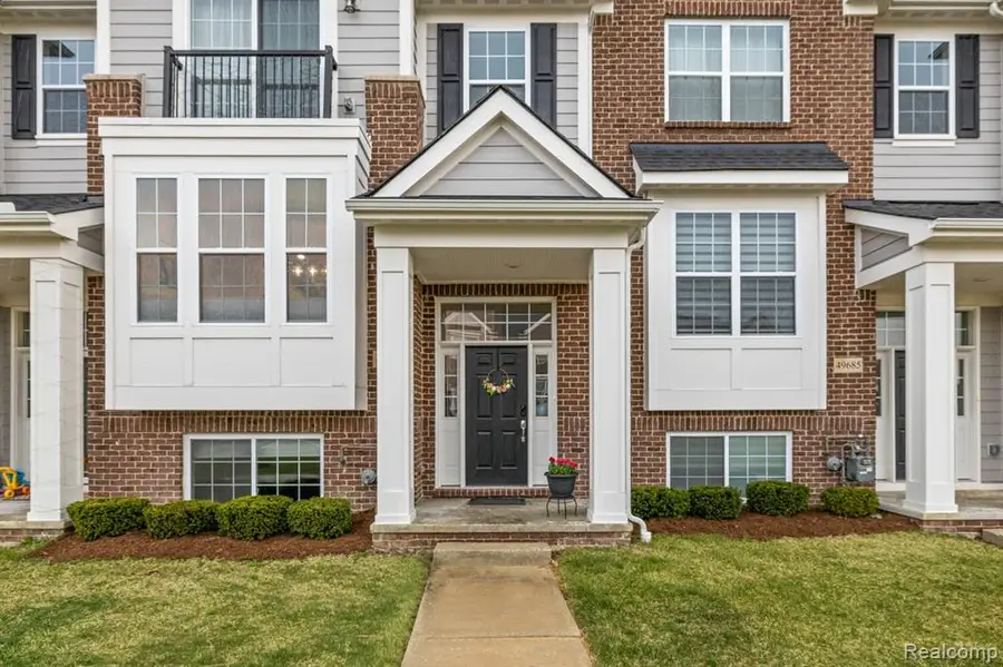 49693 Lantern, Canton, MI 48188 - #3