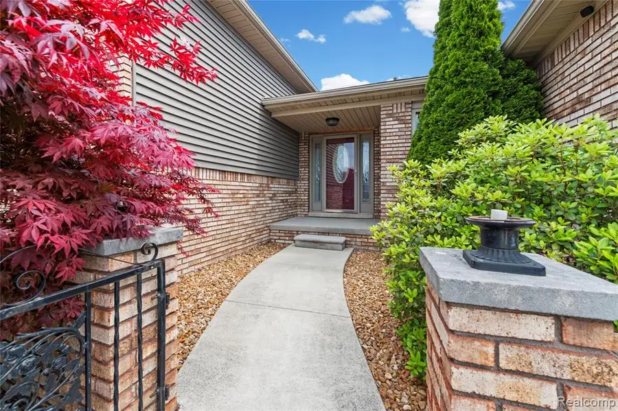 17621 Brentwood, Riverview, MI 48193 - #3