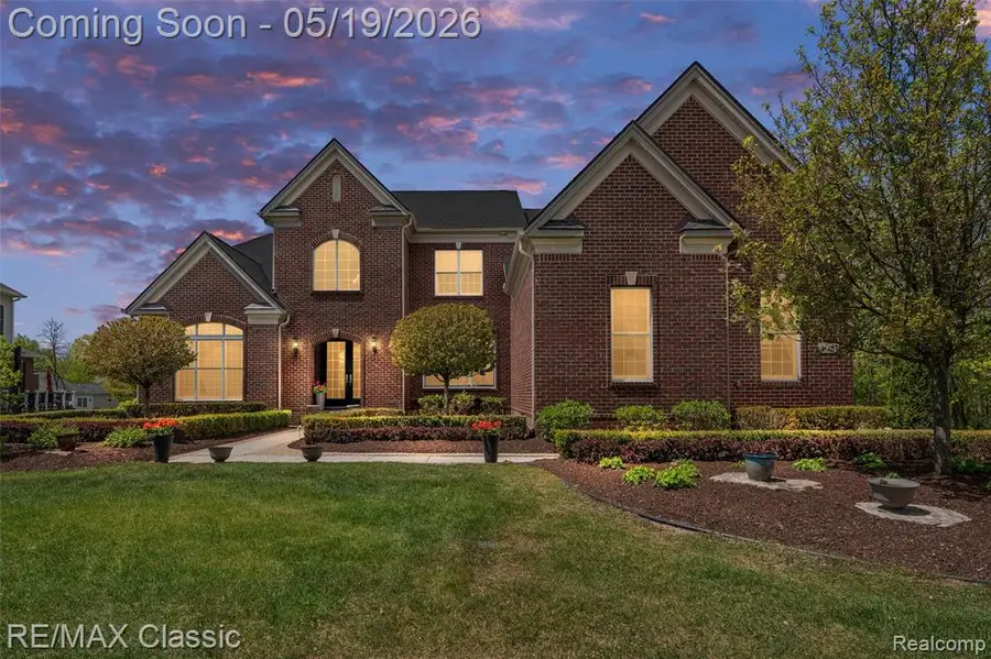 24597 Nepavine, Novi, MI 48374 - #3