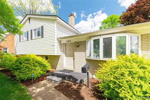 569 Hendrickson, Clawson, MI 48017