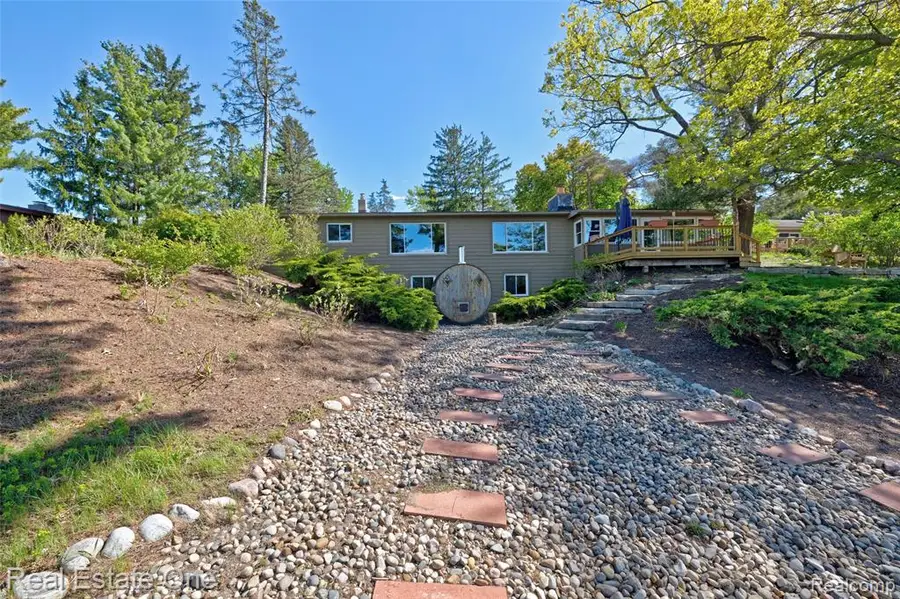 1140 Seneca, Lake Orion, MI 48362 - #2
