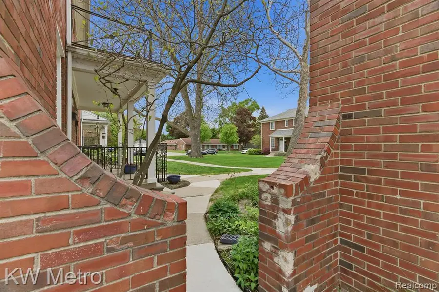 2514 Galpin #10, Royal Oak, MI 48073 - #3